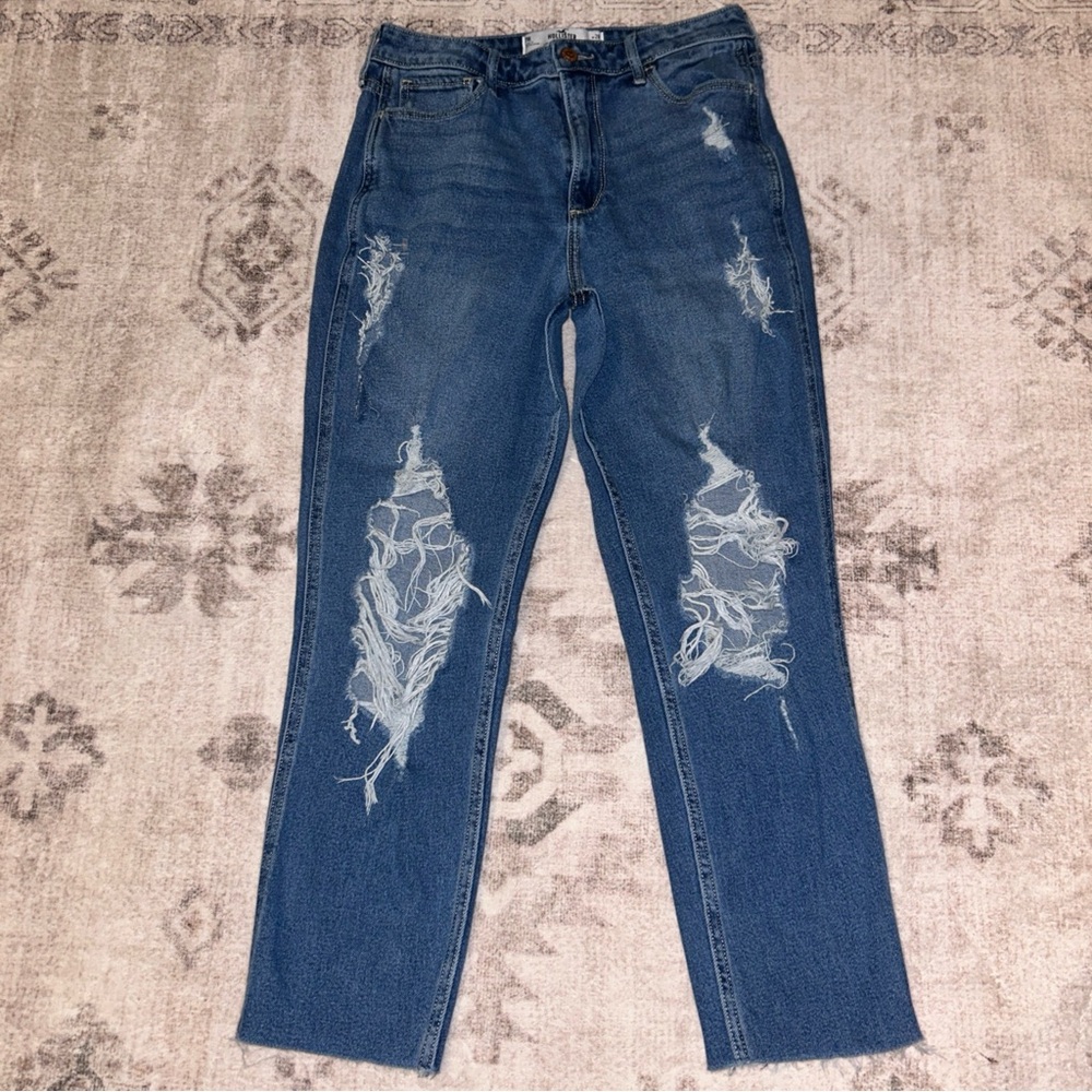 Hollister Curvy High Rise Mom Jean Blue Distressed Wide Straight Leg Jeans Sz 7R